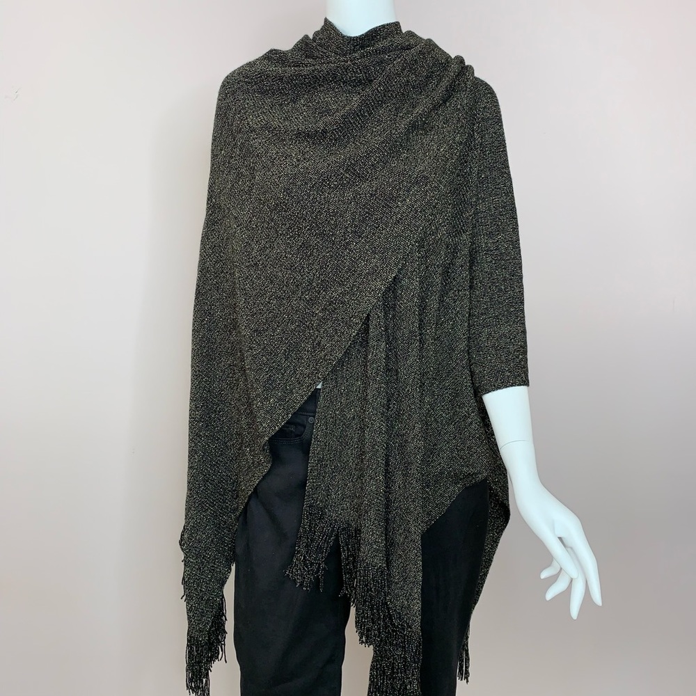 Versatile wrap shawl poncho